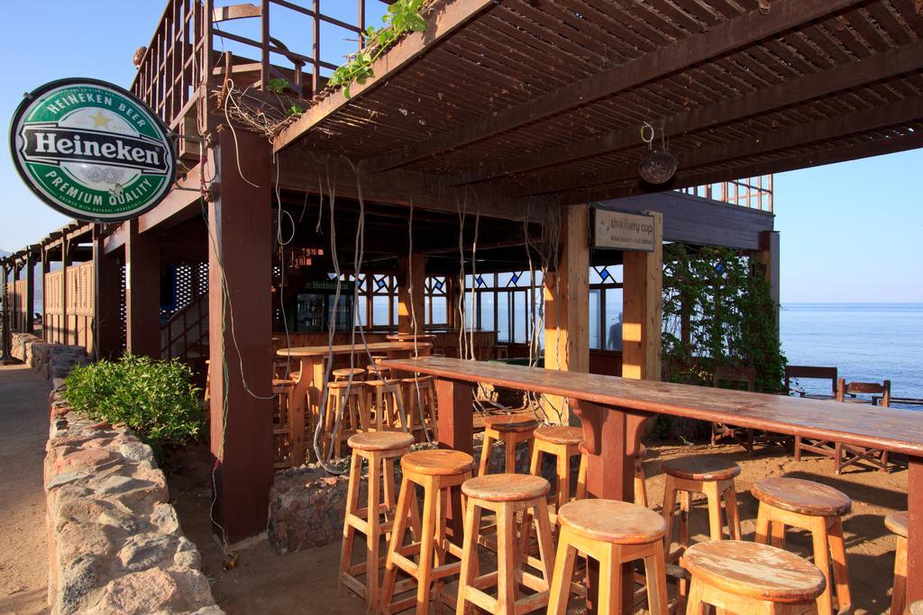 Blue Beach Club Apartment Dahab Exteriör bild